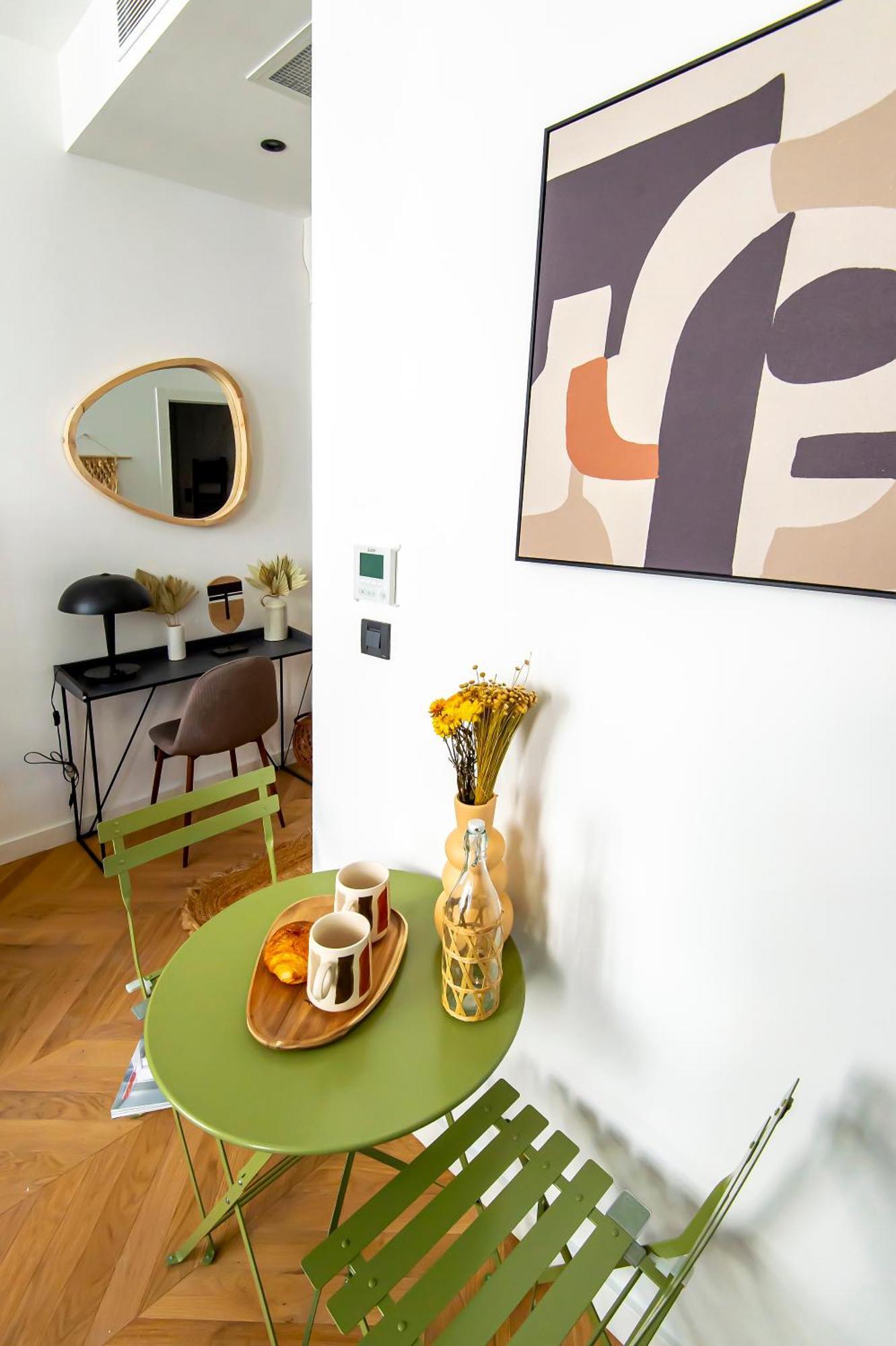 Appartamento 302b Beautiful Refurbished Downtown / Ac