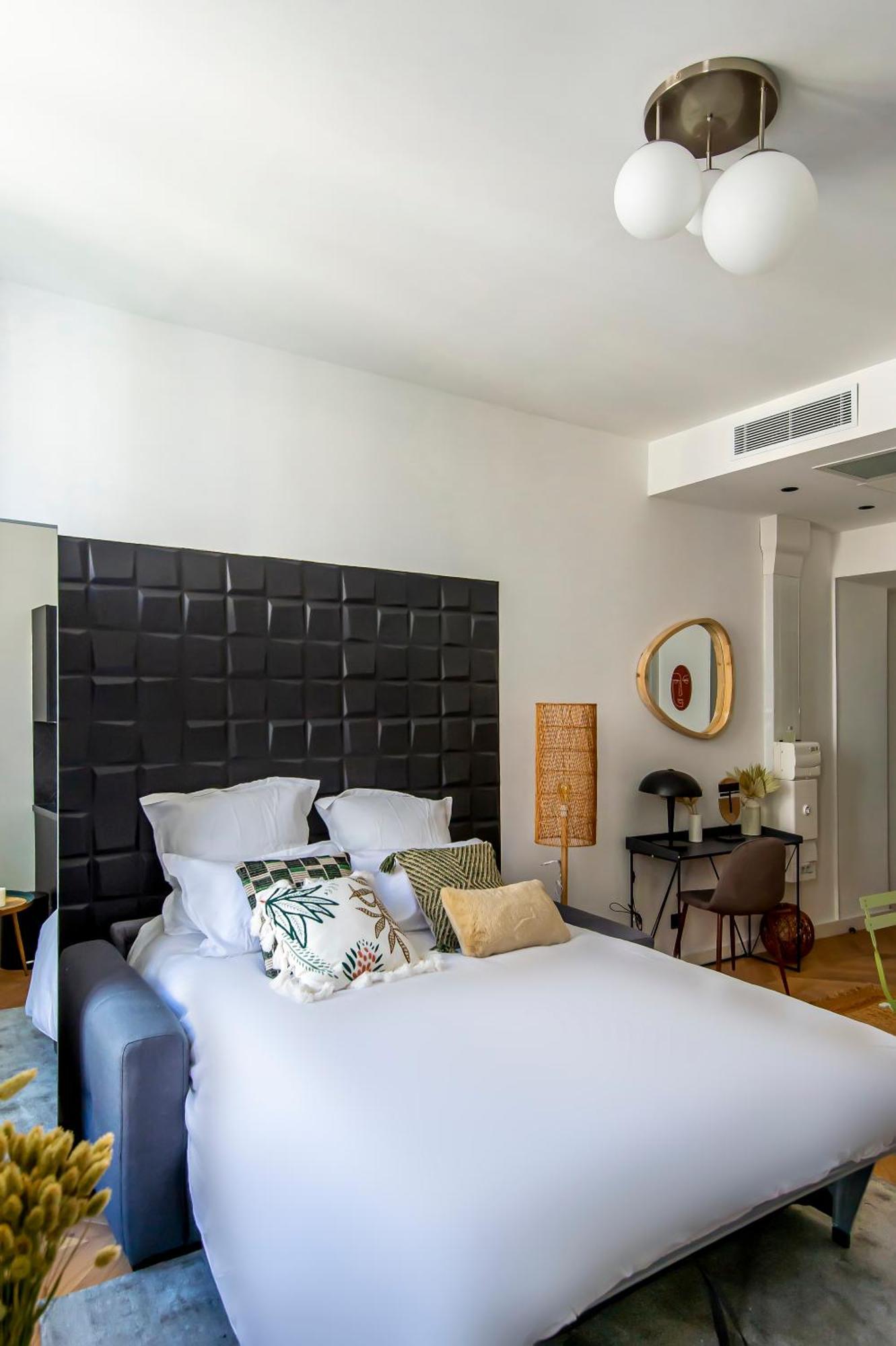 302b Beautiful Refurbished Downtown / Ac Nizza